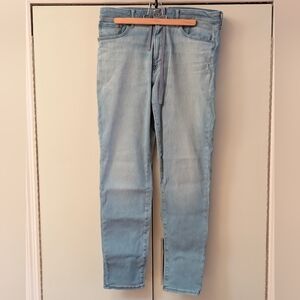 Uniqlo Pale Blue Ezy Jeans